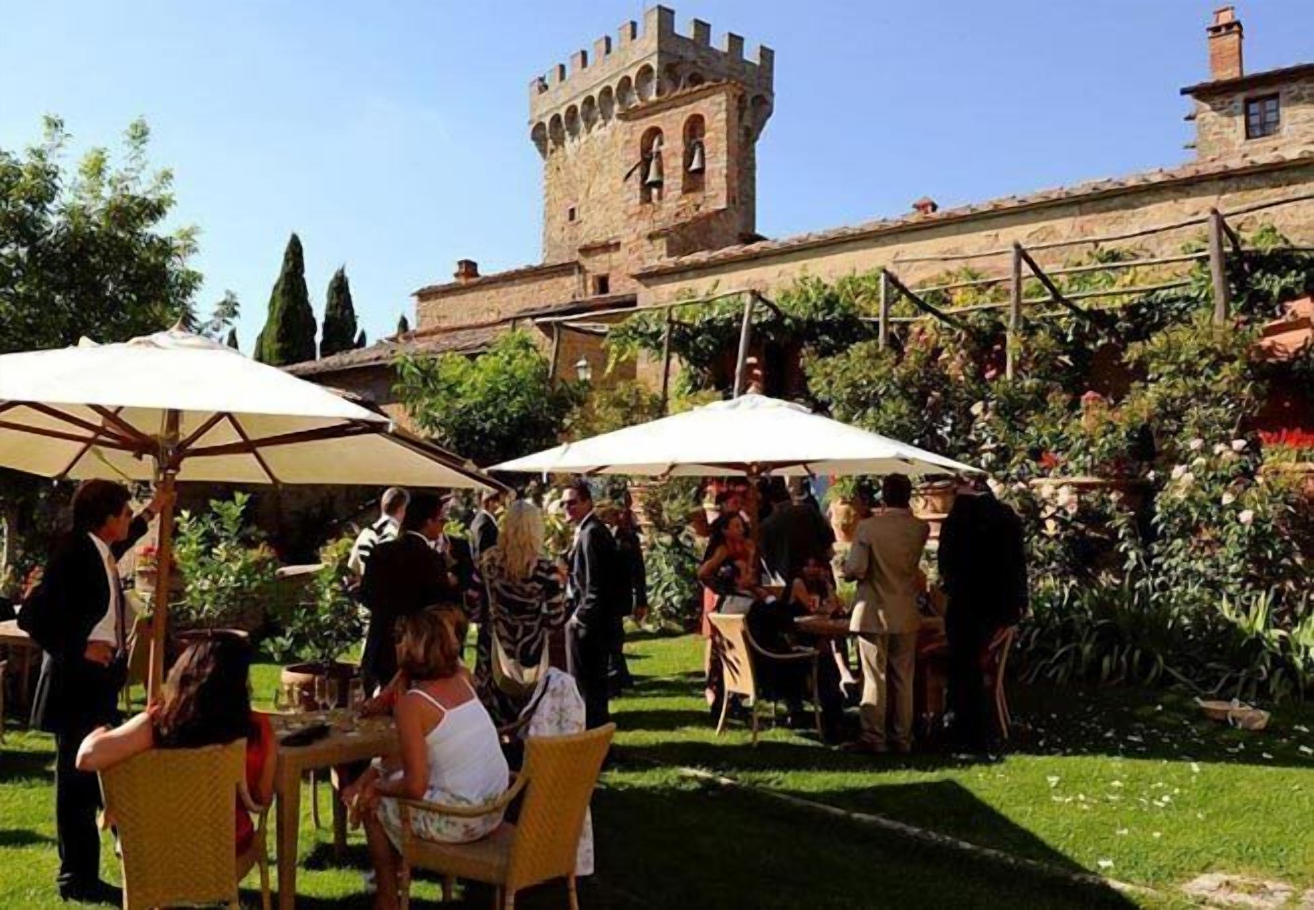 บริเวณภายนอก