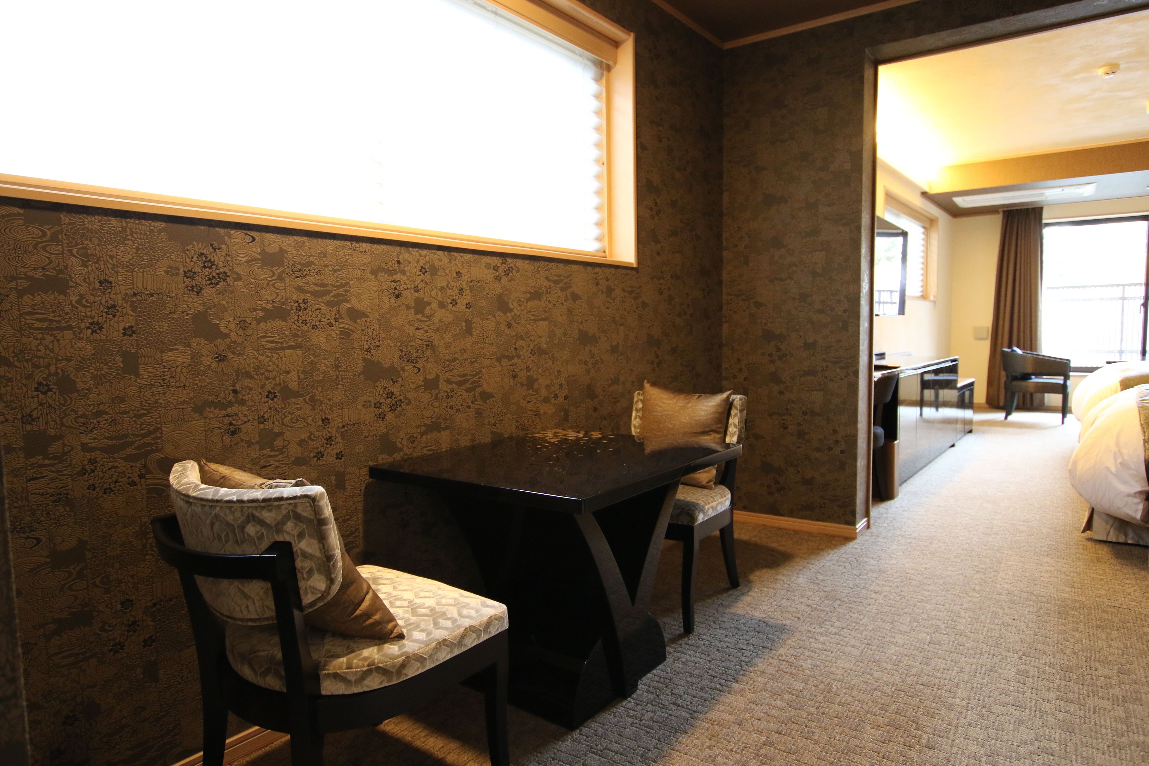 deluxe comfort twin | premium bedding, down duvets, pillow-top beds, in-room safe