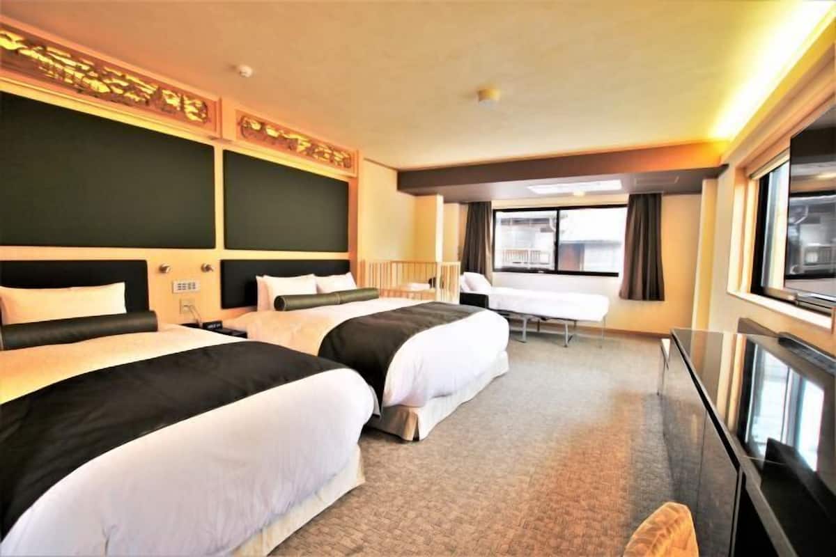 1 Schlafzimmer, hochwertige Bettwaren, Daunenbettdecken