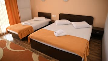Soundproofing, free WiFi, bed sheets