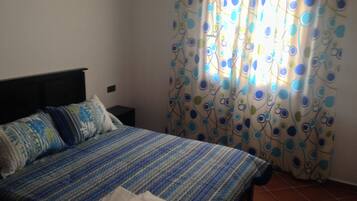 Apartment | 1 bedroom, individually decorated, individually furnished, bed sheets