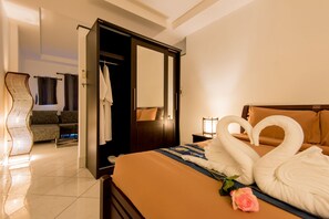 Suite Junior | Brankas, meja kerja, tempat tidur lipat/tambahan, dan Wi-Fi gratis