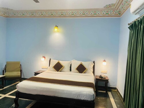 Sajjan Bagh - A Heritage Resort