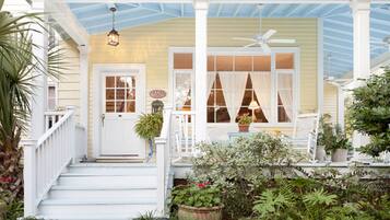 Khuôn viên nơi lưu trú