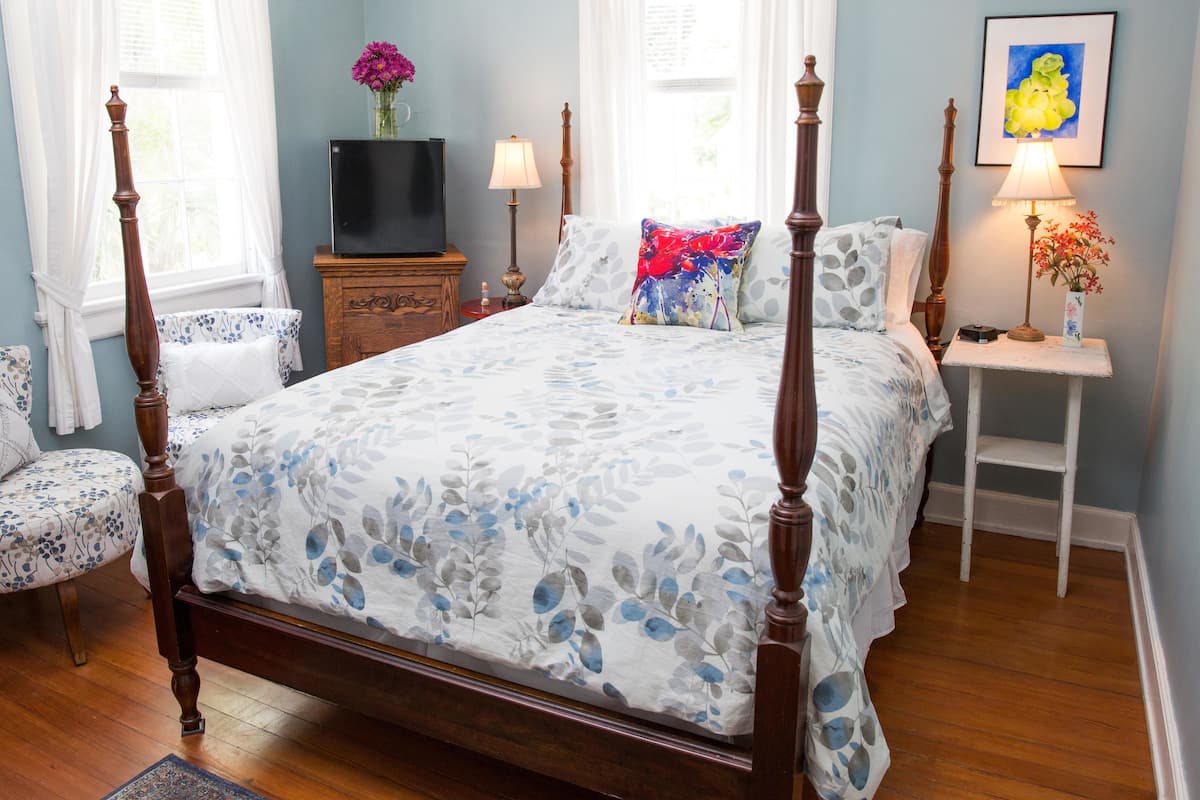 Double Room, Ensuite (Blue Room)