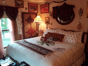 Double Room, Private Bathroom (Middle East) | Iron/ironing board, free WiFi