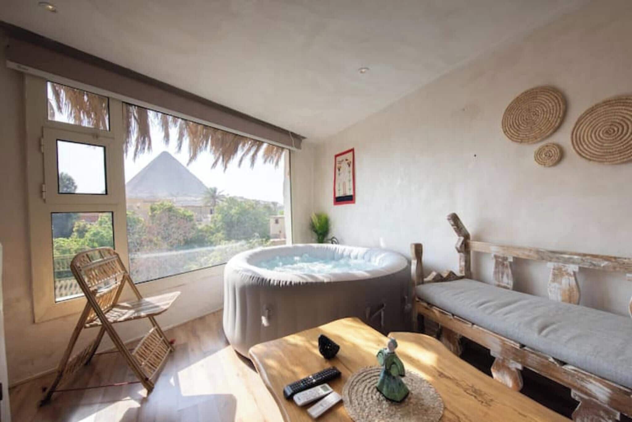 Habitación básica doble, materiales antialérgicos, vistas a la montaña | Ropa de cama de alta calidad y decoración individual