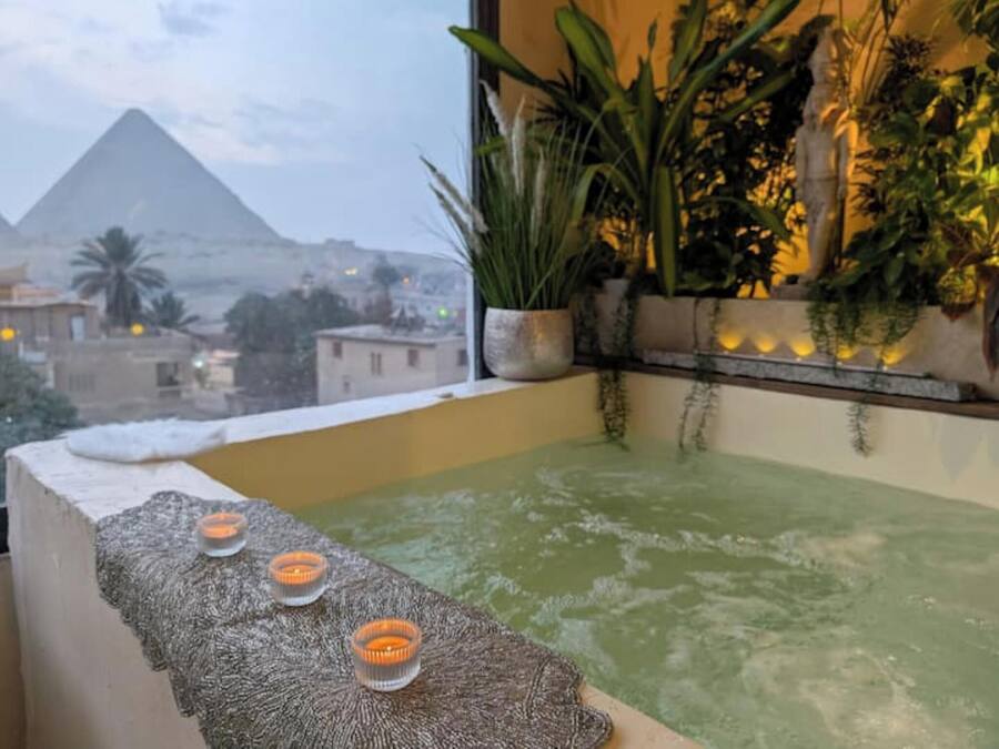 Bañera de hidromasaje privada