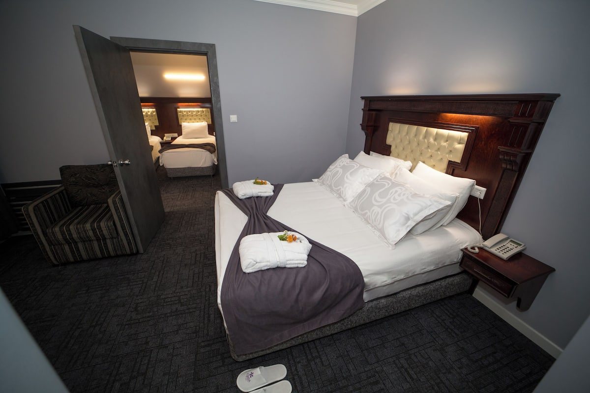 Premium bedding, minibar, in-room safe, blackout drapes