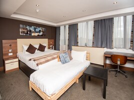 Iron/ironing board, WiFi (free), bed sheets