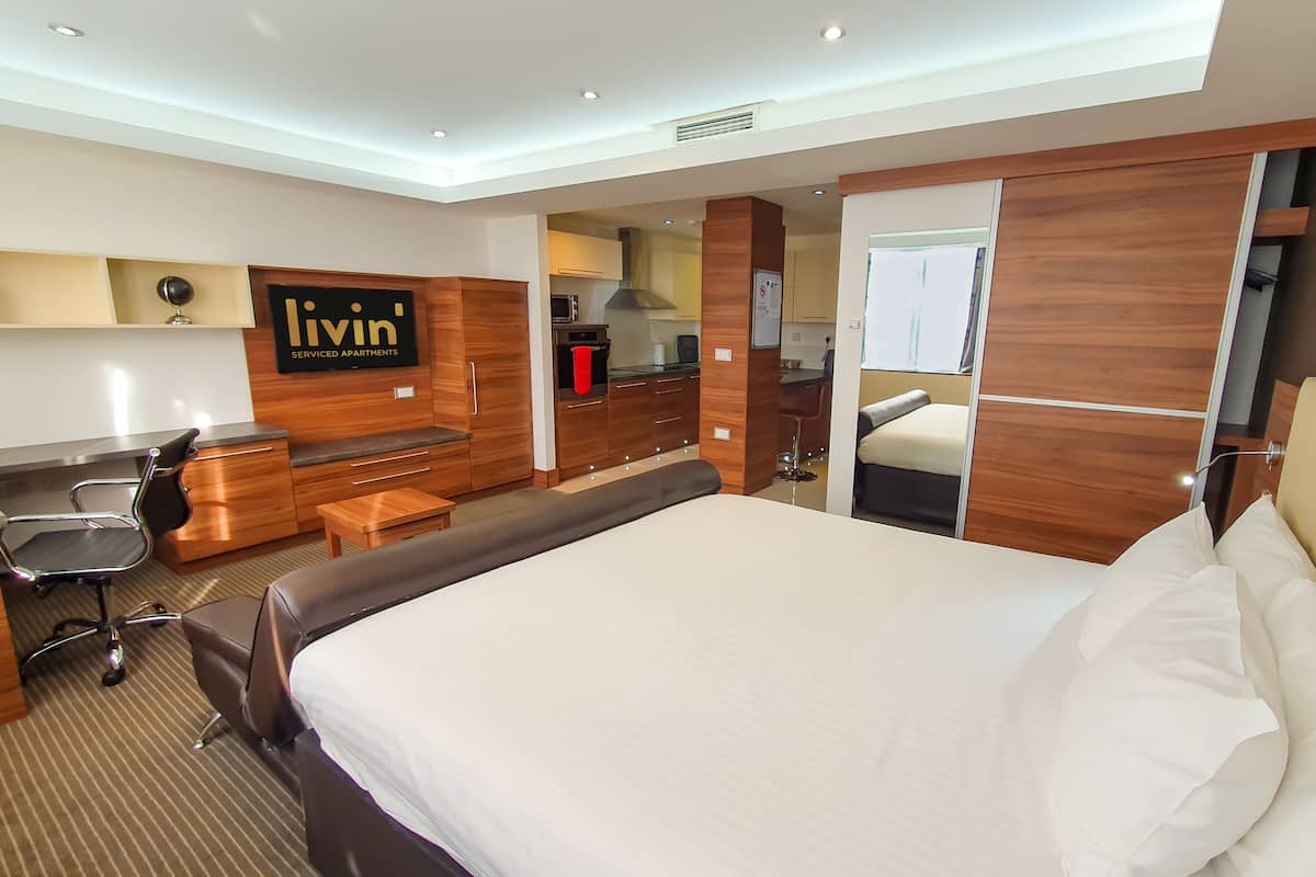 Deluxe-Studiosuite, 1Â King-Bett