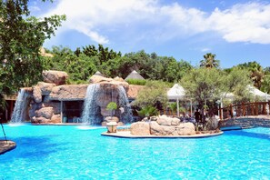 Outdoor pool - Bush Bungalows at Sun City Resort (Moses Kotane)