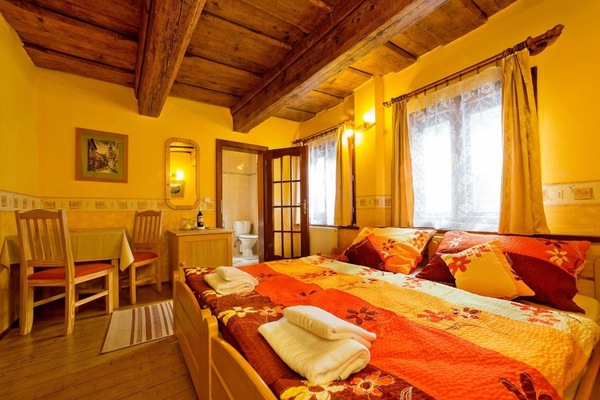 Minibar, desk, iron/ironing board, free WiFi