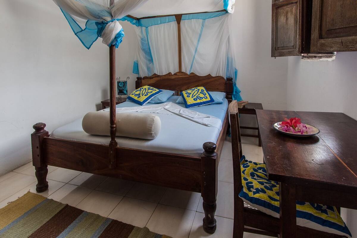 Habitación individual estándar | Caja fuerte, escritorio, cunas gratuitas