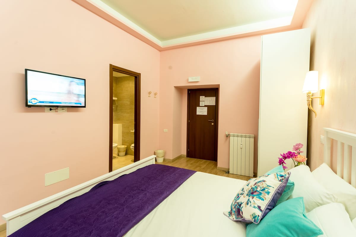 Comfort Triple Room, 1 Bedroom, Courtyard View | Premium bedding, down duvets, memory-foam beds, minibar