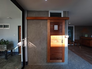 Flat-screen TV - Graphic House at Chiang Rai (Chiang Rai)