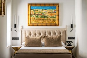 Economy Double Room | In-room safe, individually decorated, desk, soundproofing - BYPILLOW California (Málaga)