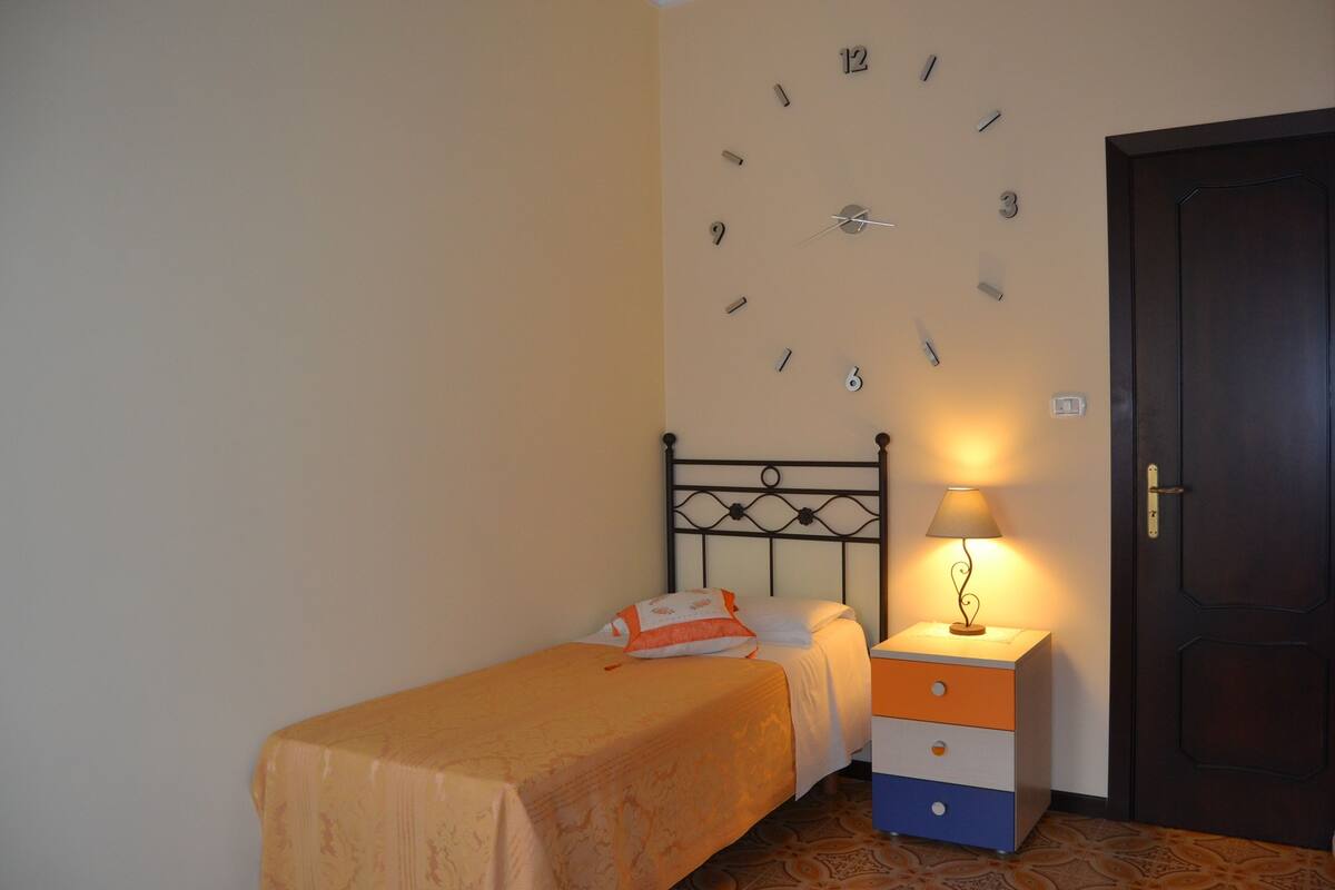 Standard Single Room, 1 Twin Bed, Balcony | Free WiFi, bed sheets