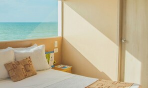 Doble superior vista al mar | In-room safe, iron/ironing board, free WiFi, bed sheets - Hotel Aixo Suites By Geh Suites (Cartagena)