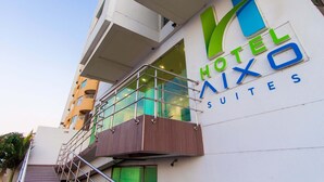 A hotel with a modern design, featuring a prominent sign for 'HOTEL AIXO SUITES'. - Hotel Aixo Suites By Geh Suites (Cartagena)