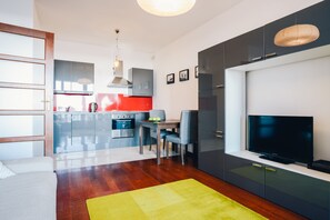 Apartment (Sea Towers I:Hryniewickiego 6,Tower B) | Living area