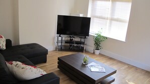 2 bedrooms, iron/ironing board, free WiFi - Townsfield House (Chelmsford)