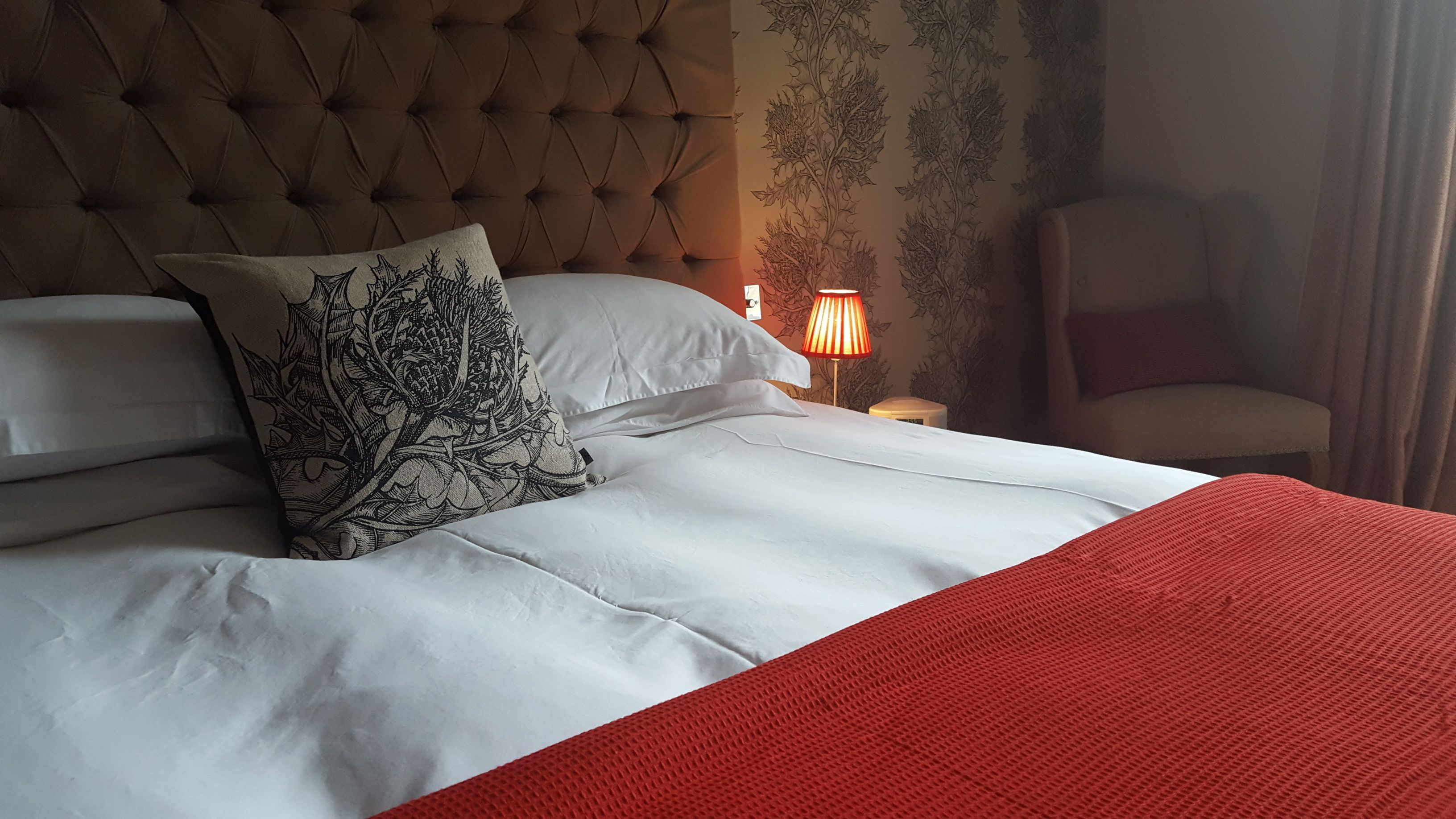 Tweepersoonskamer, 1 kingsize bed | Lakens van Egyptisch katoen, luxe beddengoed, donsdekens, een bureau