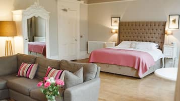 Suite, 1 kingsize-seng | Sengetøy i egyptisk bomull, sengetøy av topp kvalitet og dundyner