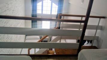 Free cribs/infant beds, free WiFi, bed sheets