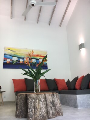 Living room - Good Vibes Villas Retreat And Restaurant (Unawatuna)