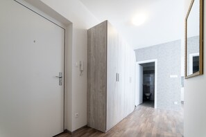 Flat-screen TV - MyApartment in the city center (Ceske Budejovice)