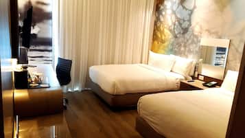 In-room safe, desk, laptop workspace, blackout curtains
