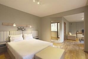 Tabla de planchar con plancha y wifi gratis 