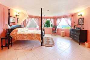 Room, 4 Bedrooms