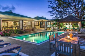 Outdoor pool - Red Fox By the Sea, Silver Sands, 5BR (Duncans)