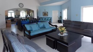 Unclassified image, 2 of 60, button - Mi Amor, Silver Sands 4BR (Duncans)