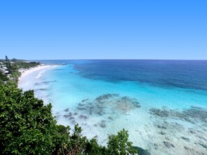 Quarto, 3 quartos | Vista do quarto