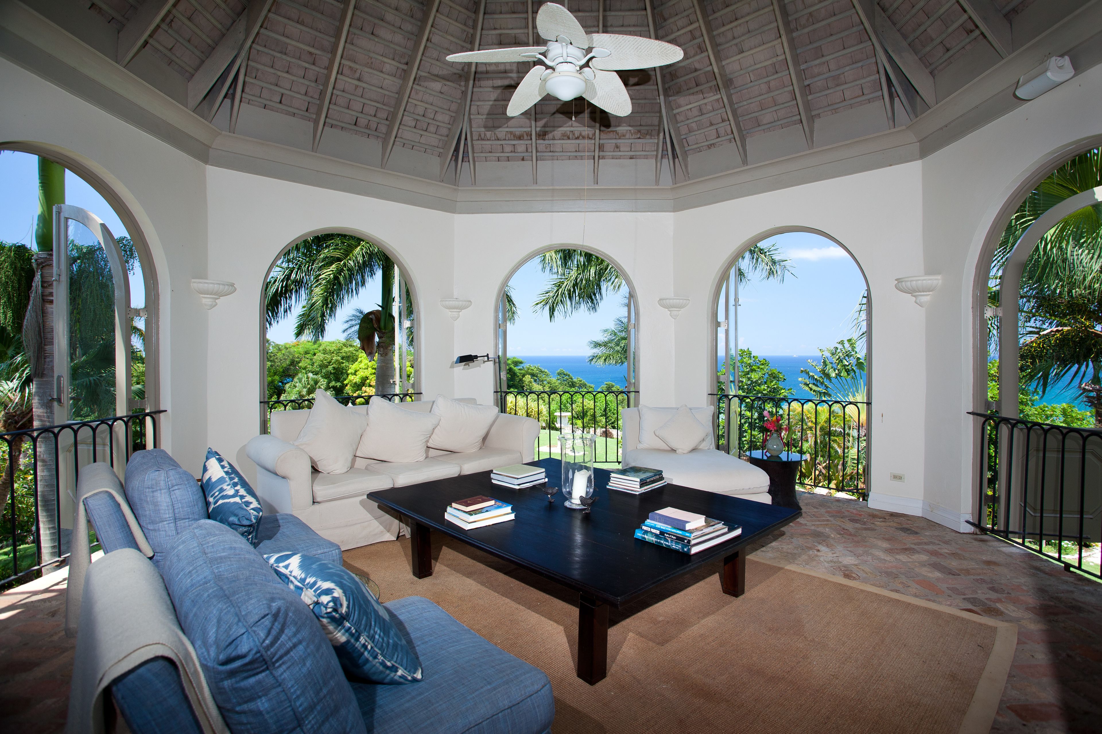 غرفة المعيشة