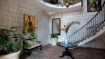 Villa, 4 Bedrooms | Staircase