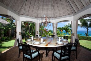 Villa, 4 Bedrooms | Terrace/patio