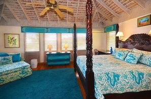 Room, 4 Bedrooms | 4 bedrooms, free WiFi