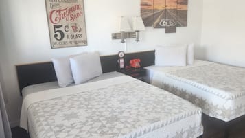 Chambre Double | Literie de qualité supérieure, bureau, Wi-Fi gratuit