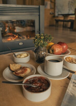 Café da manhã continental grátis todos os dias