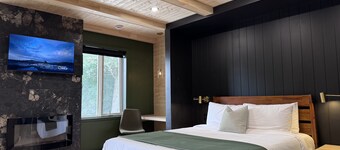 瓦爾卡提爾旅館 - 由 Aneyro 經營  