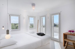 Vila superior | Frigobar, cofres nos quartos, quartos à prova de som