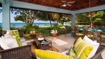 Villa, 3 Bedrooms | Terrace/patio