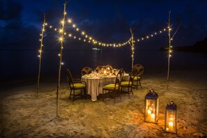 Villa, 3 habitaciones | Restaurante al aire libre