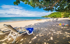 Villa, 3 Bedrooms | Beach | On the beach