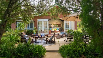 Villa, 3 Bedrooms | Terrace/patio