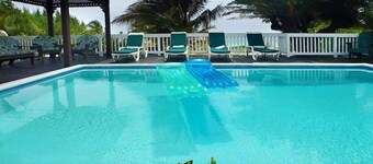 Sea Spray 50 Steps to the Sea, Silver Sands, 3 BR